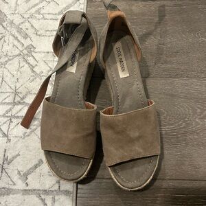 Steve Madden platform shoes - gray
